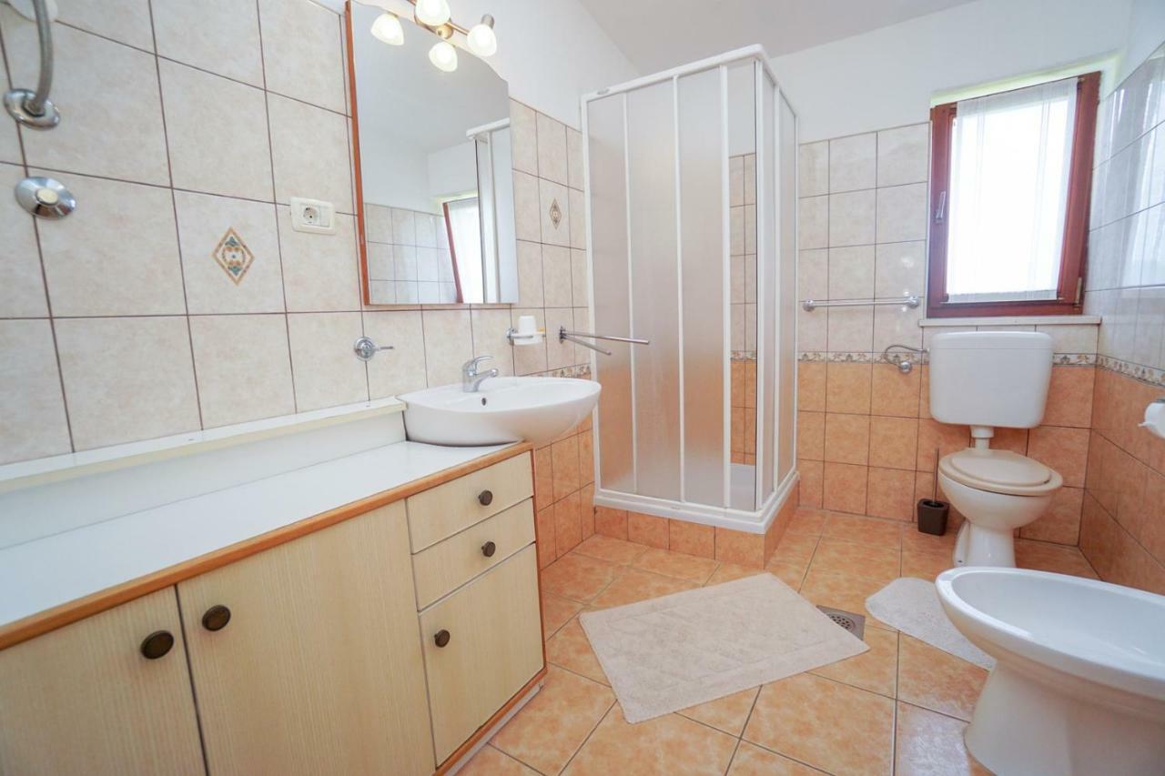 Apartment Sandra Умаг Екстер'єр фото