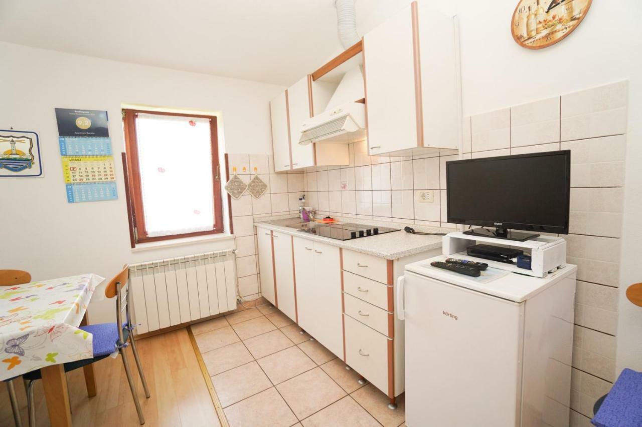 Apartment Sandra Умаг Екстер'єр фото
